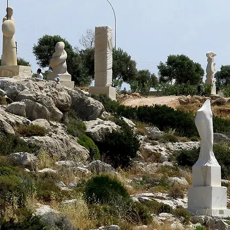 Marina מלון איה נאפה